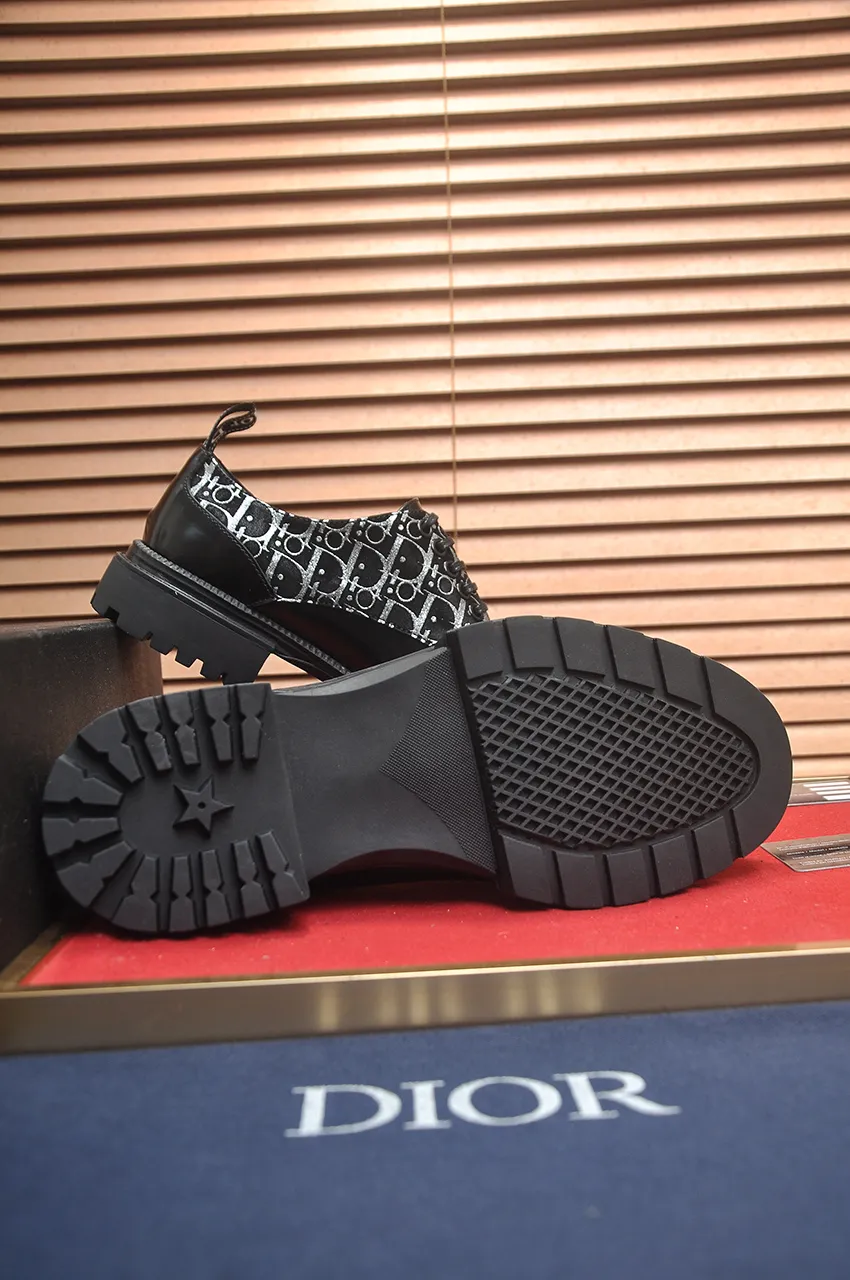 Men's shoes💰720💶【Dior】High-end goods Niuli Original order quality Dior —🆘.Dior original order purchasing, high-end leather shoes, fabric: imported from Italy open-edge beaded cowhide➕water-dyed cowhide/cowhide lining➕specially provided original outsole, fine workmanship, real-life shooting🎬size: 38-45 (45 customized)
